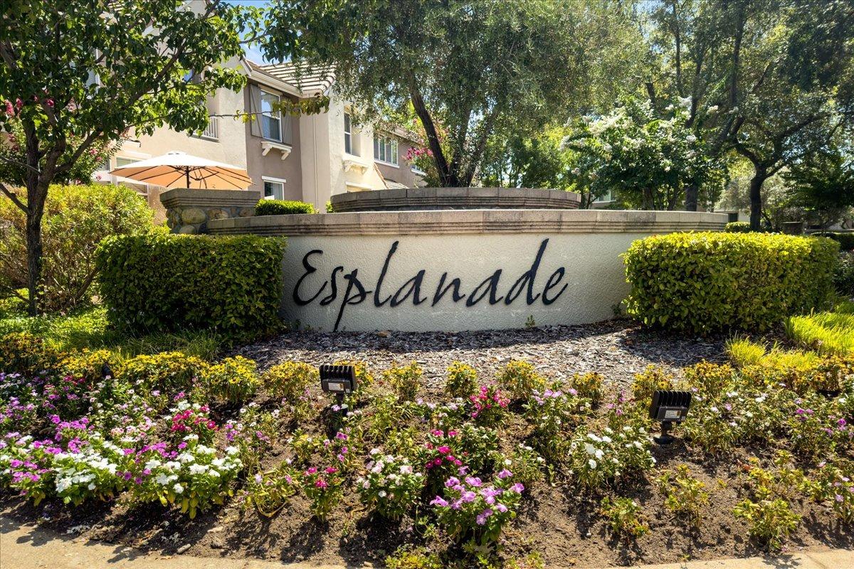 Esplanade Circle, Folsom, California image 30