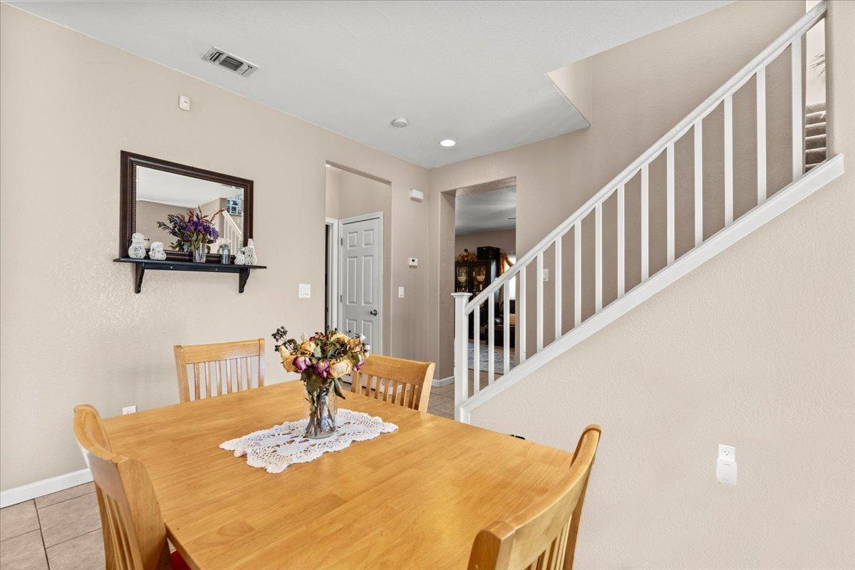 Detail Gallery Image 17 of 52 For 1909 St Sebastian Way, Modesto,  CA 95358 - 4 Beds | 2/1 Baths