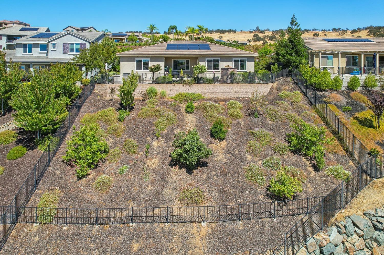 Detail Gallery Image 46 of 57 For 5571 Aspen Meadows Dr, El Dorado Hills,  CA 95762 - 3 Beds | 2/1 Baths