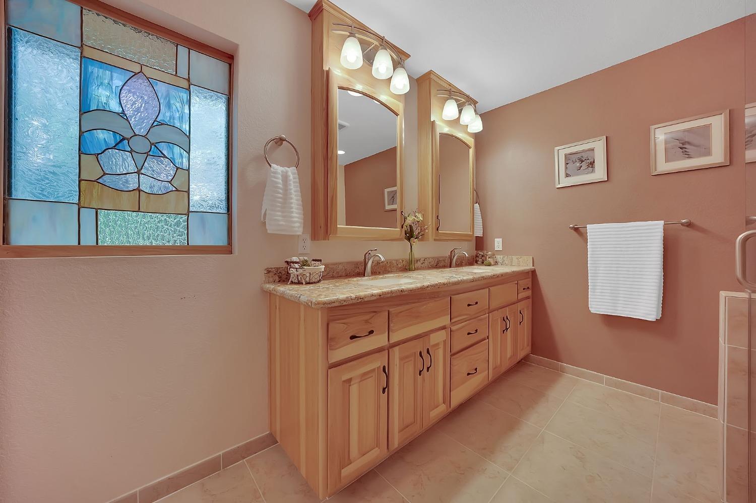 Detail Gallery Image 39 of 61 For 26924 Lake Dr, Pioneer,  CA 95666 - 4 Beds | 2/1 Baths