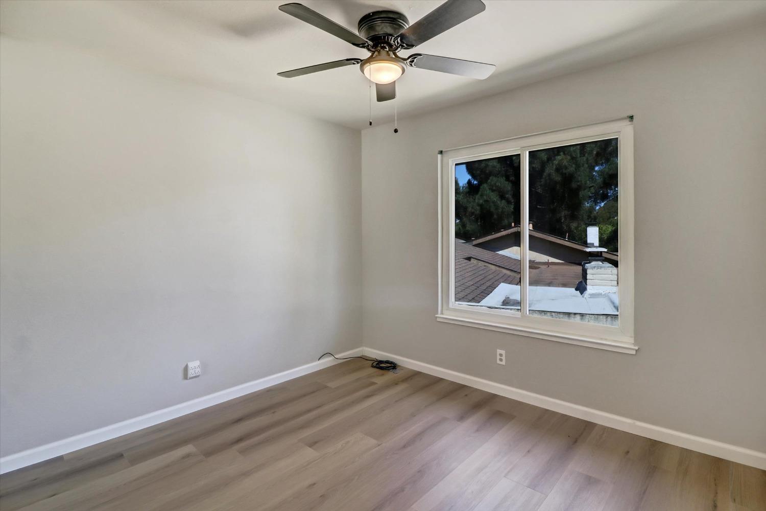 Detail Gallery Image 18 of 34 For 1084 Parkside Dr, Richmond,  CA 94803 - 3 Beds | 1/1 Baths