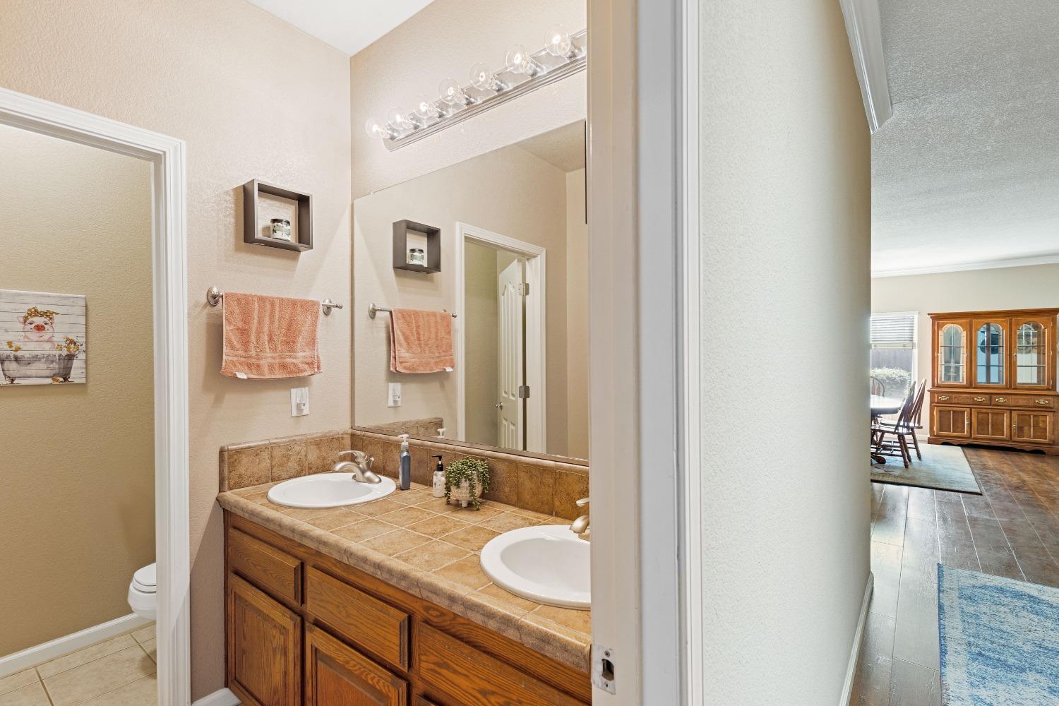 Detail Gallery Image 15 of 40 For 1809 Rolling Rock Ct, Yuba City,  CA 95993 - 3 Beds | 2 Baths