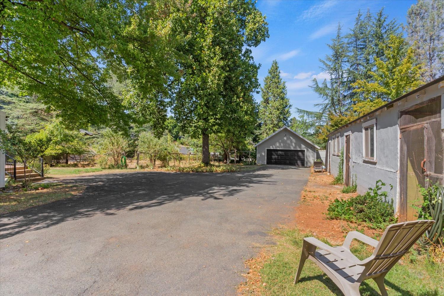 Detail Gallery Image 5 of 60 For 12843 Ridge Rd, Grass Valley,  CA 95945 - 3 Beds | 3 Baths