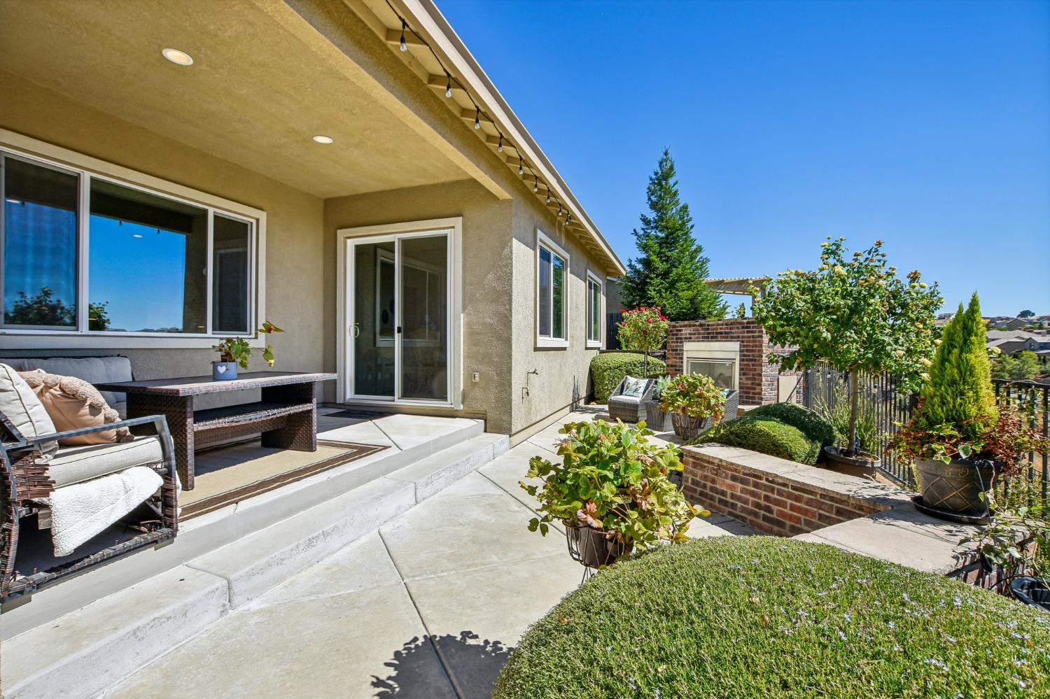 Detail Gallery Image 35 of 57 For 5571 Aspen Meadows Dr, El Dorado Hills,  CA 95762 - 3 Beds | 2/1 Baths