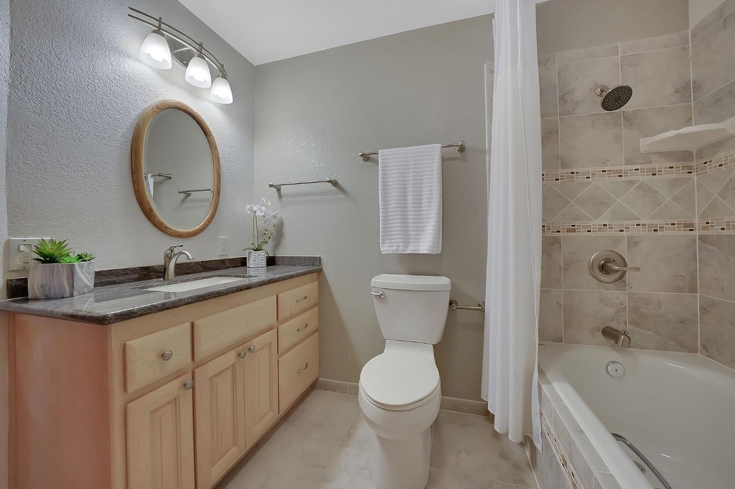 Detail Gallery Image 34 of 61 For 26924 Lake Dr, Pioneer,  CA 95666 - 4 Beds | 2/1 Baths