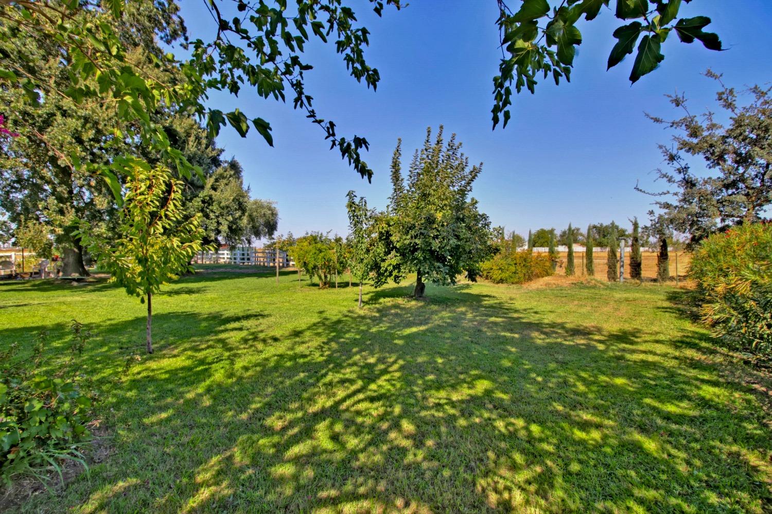 Detail Gallery Image 30 of 62 For 9149 Florin Rd, Sacramento,  CA 95829 - 3 Beds | 2 Baths