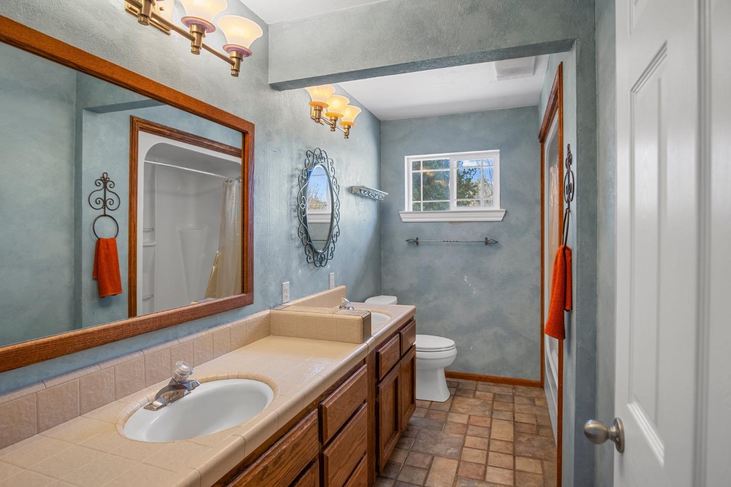 Detail Gallery Image 10 of 51 For 17164 Keyes Rd, Snelling,  CA 95369 - 4 Beds | 2/1 Baths