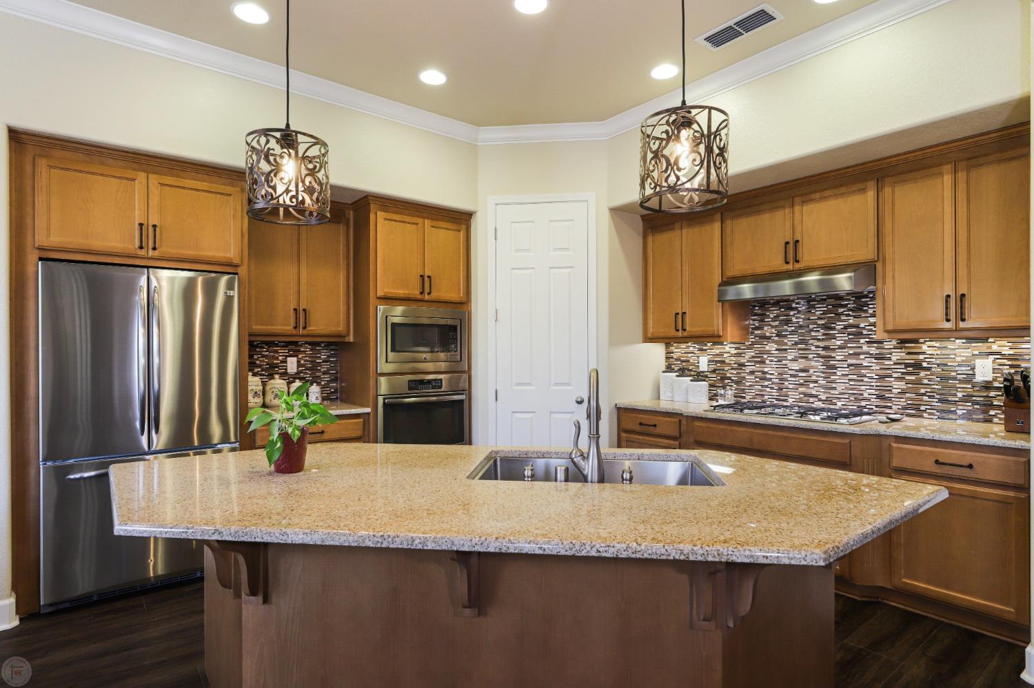 Detail Gallery Image 18 of 45 For 965 Golden Pond Dr, Manteca,  CA 95336 - 3 Beds | 2 Baths