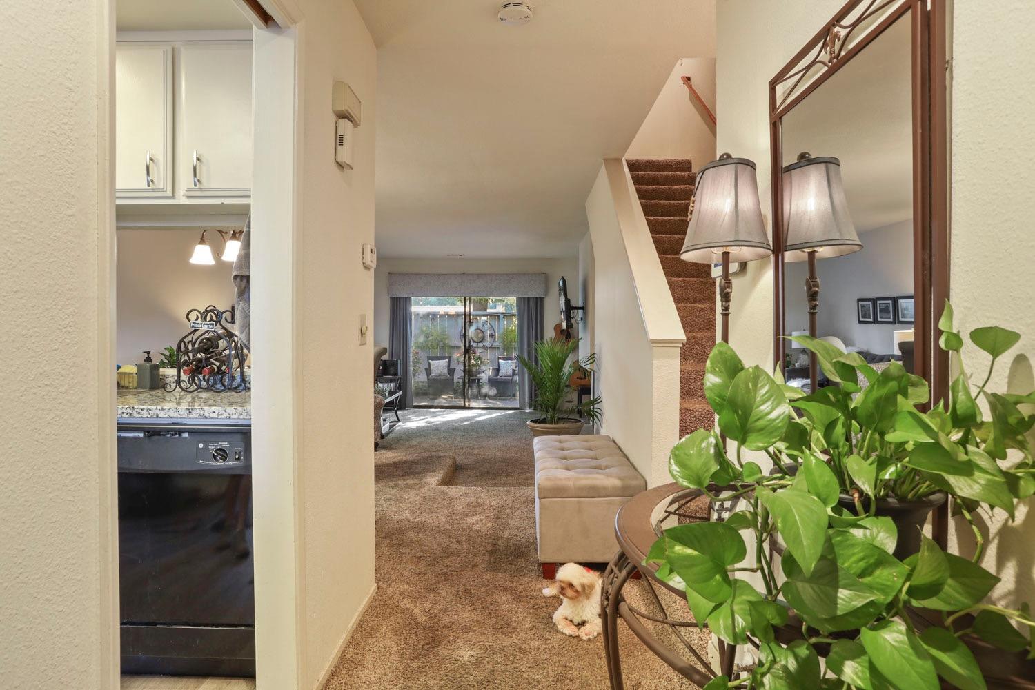 Detail Gallery Image 10 of 37 For 2930 Driftwood Pl #89,  Stockton,  CA 95219 - 2 Beds | 2/1 Baths