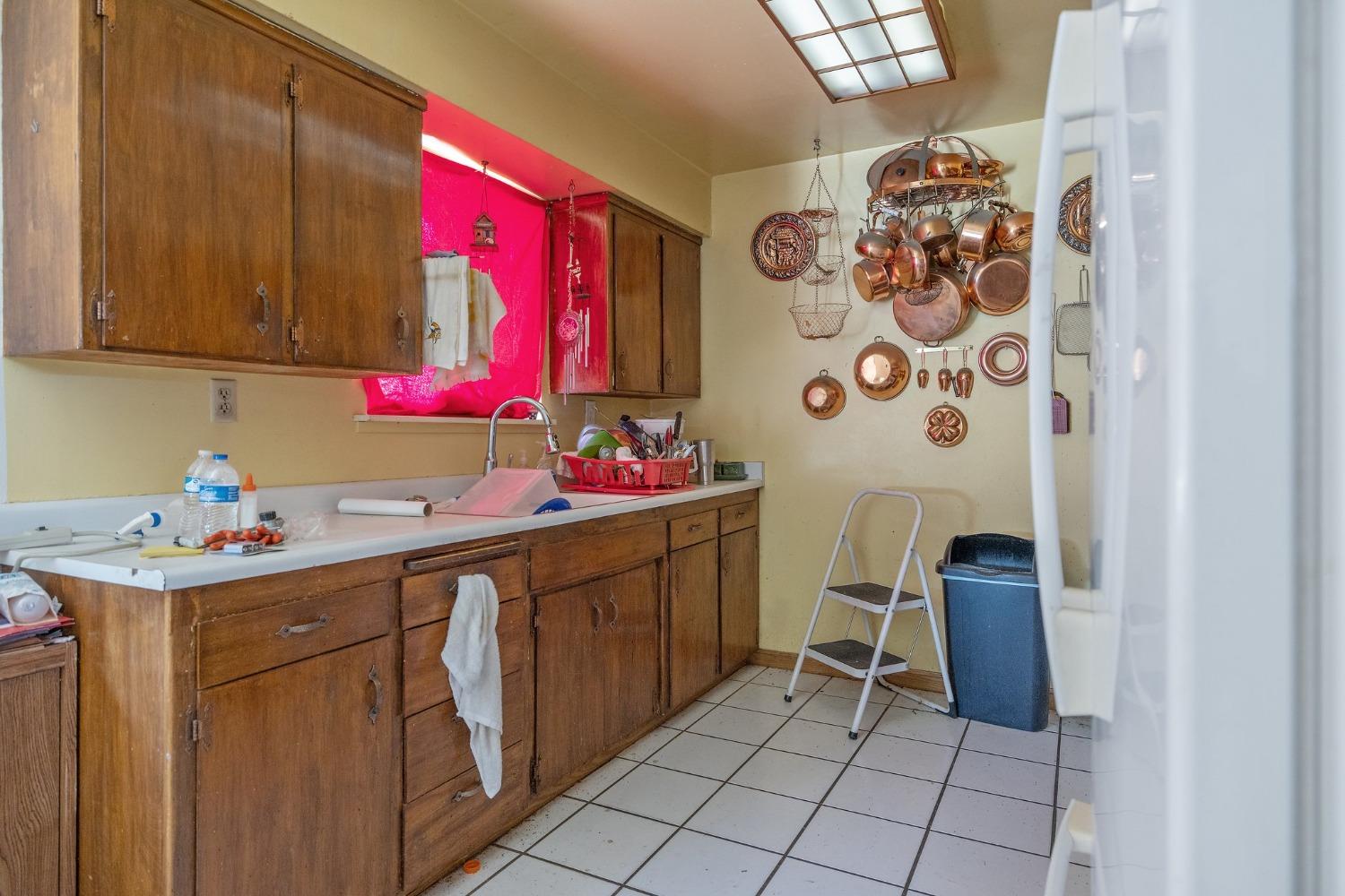 Detail Gallery Image 12 of 36 For 6125 E Mount Whitney Ave, Laton,  CA 93242 - 3 Beds | 2 Baths