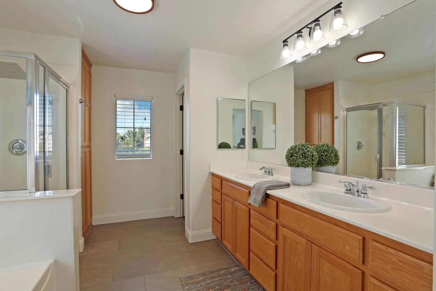 Detail Gallery Image 30 of 44 For 1986 Calaveras Ct, Tracy,  CA 95377 - 3 Beds | 2/1 Baths