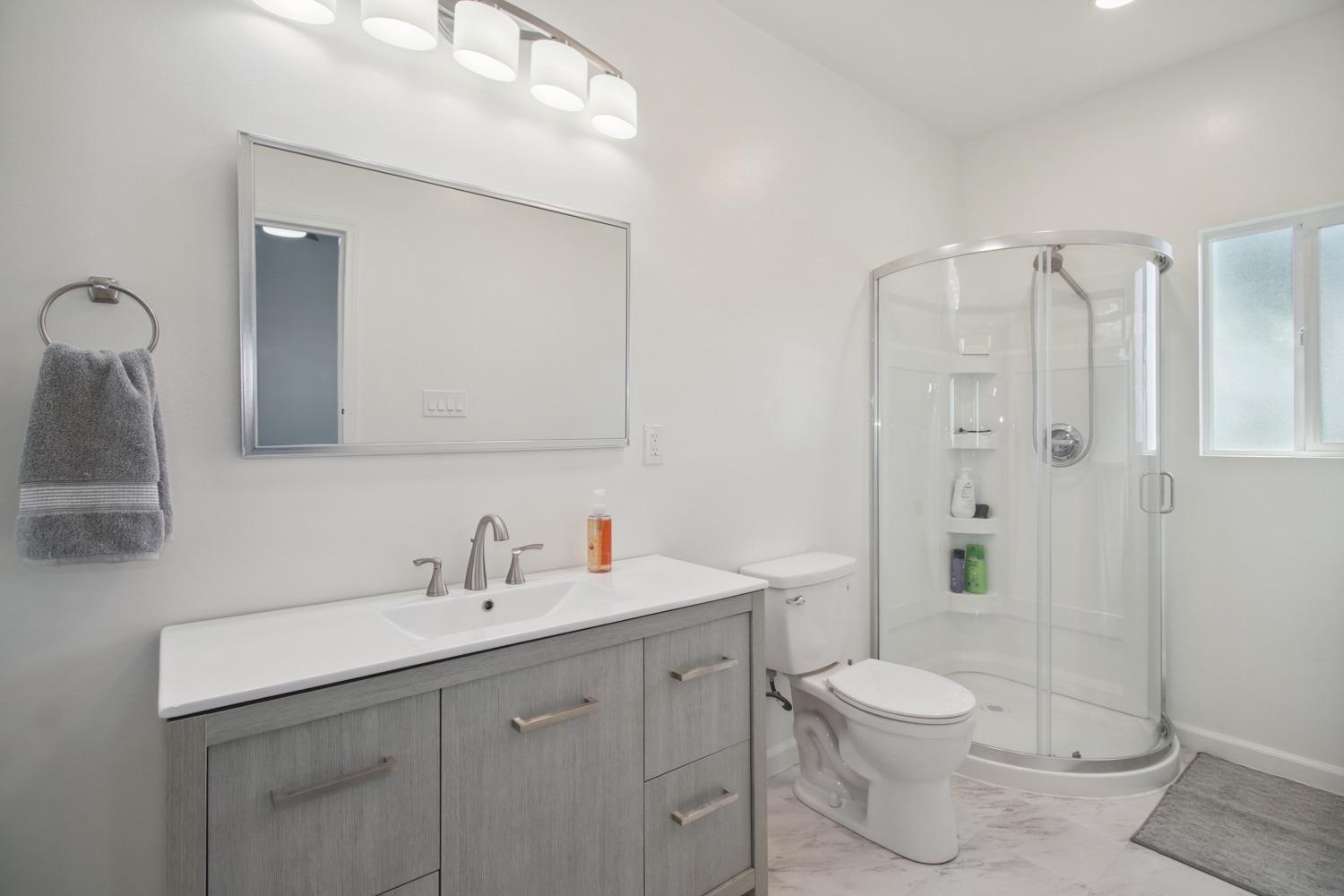 Detail Gallery Image 20 of 62 For 9149 Florin Rd, Sacramento,  CA 95829 - 3 Beds | 2 Baths