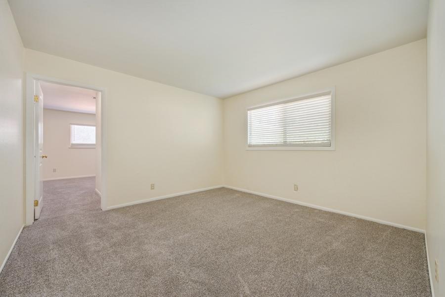 Detail Gallery Image 30 of 49 For 2625 C St, Sacramento,  CA 95816 - 4 Beds | 2 Baths