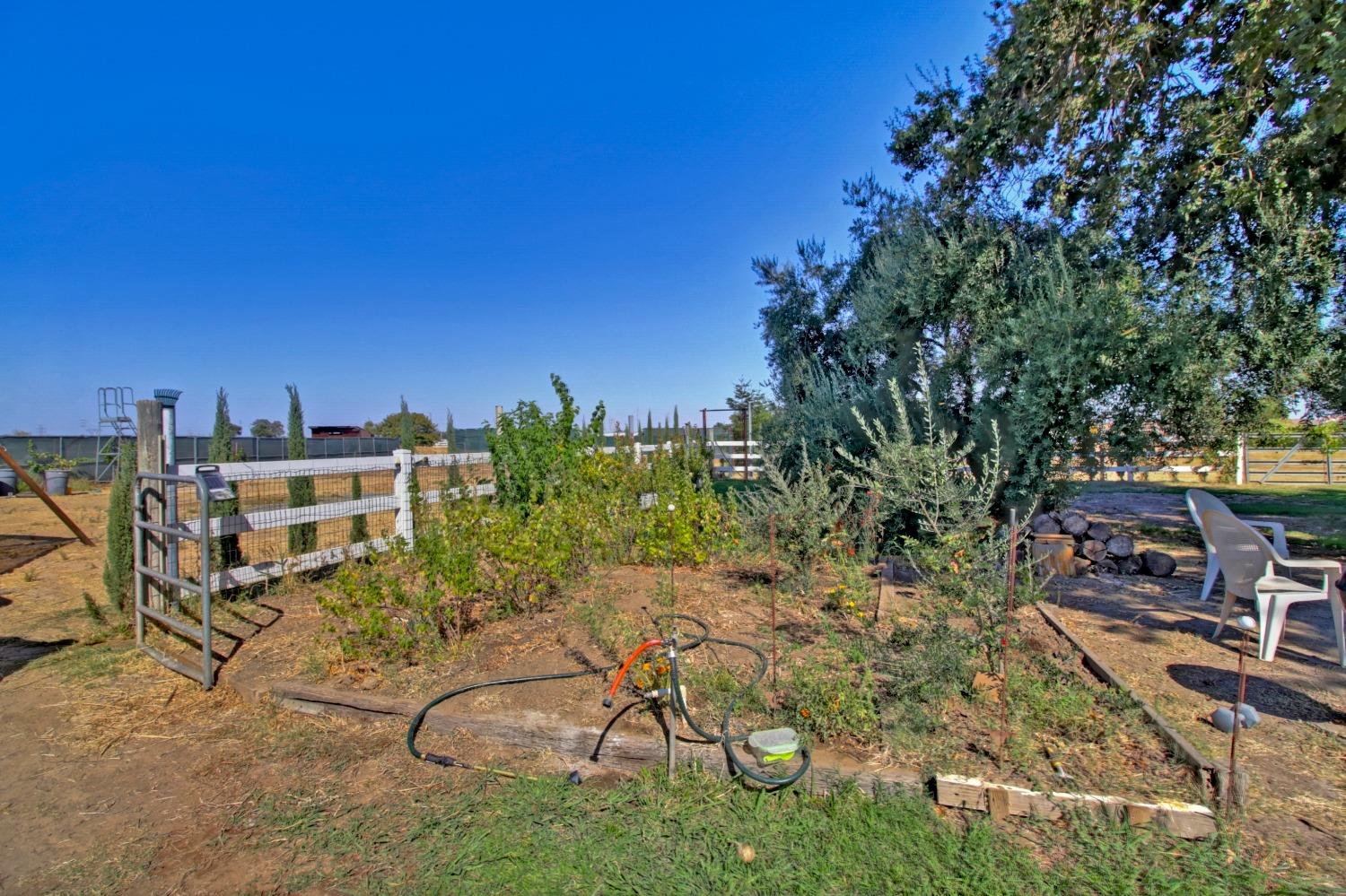 Detail Gallery Image 35 of 62 For 9149 Florin Rd, Sacramento,  CA 95829 - 3 Beds | 2 Baths