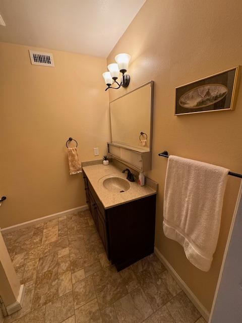 Detail Gallery Image 14 of 18 For 747 Macduff Ave, Stockton,  CA 95210 - 5 Beds | 2 Baths