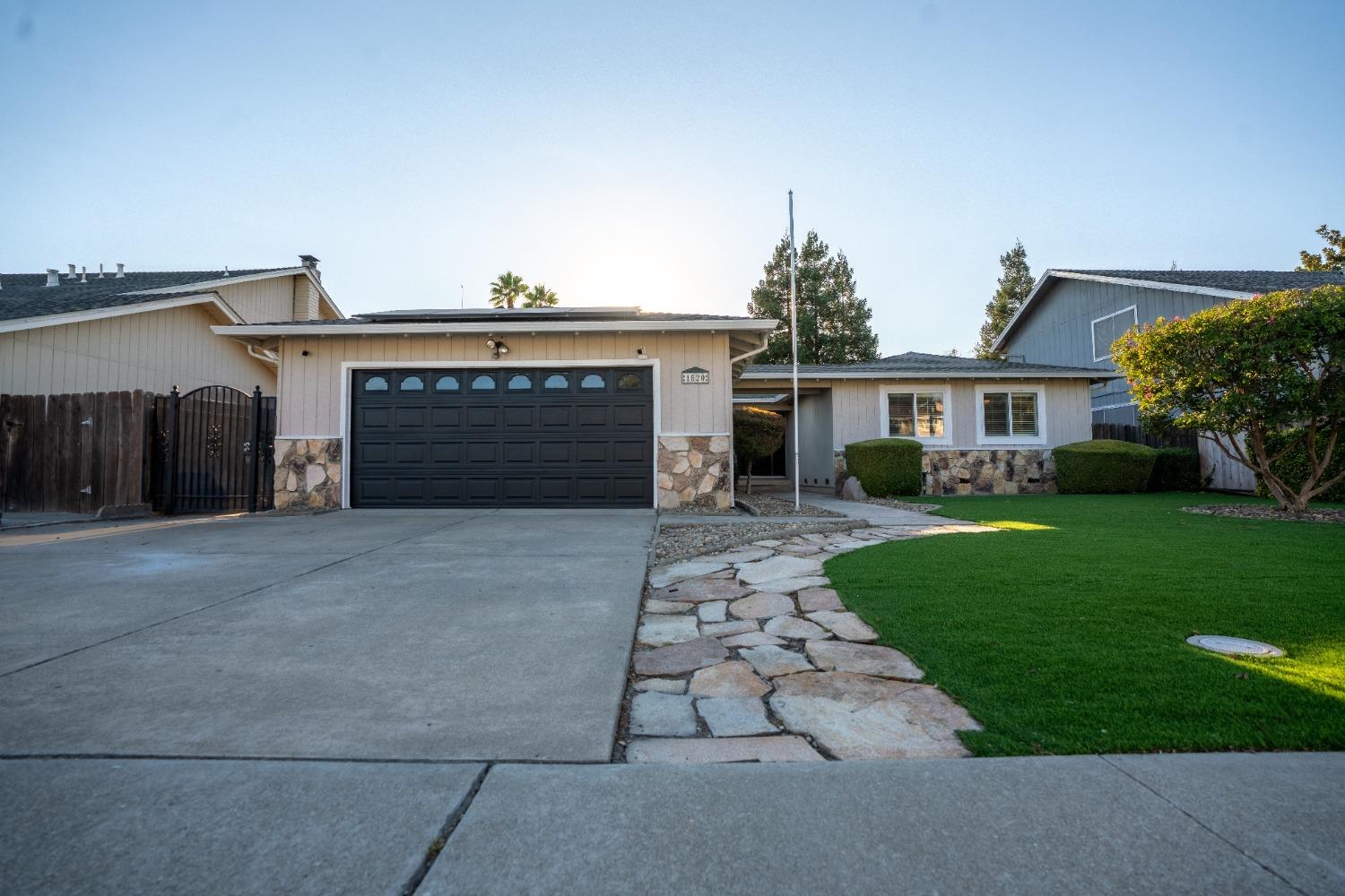 Detail Gallery Image 1 of 18 For 1520 Pecos Cir, Stockton,  CA 95209 - 4 Beds | 2 Baths