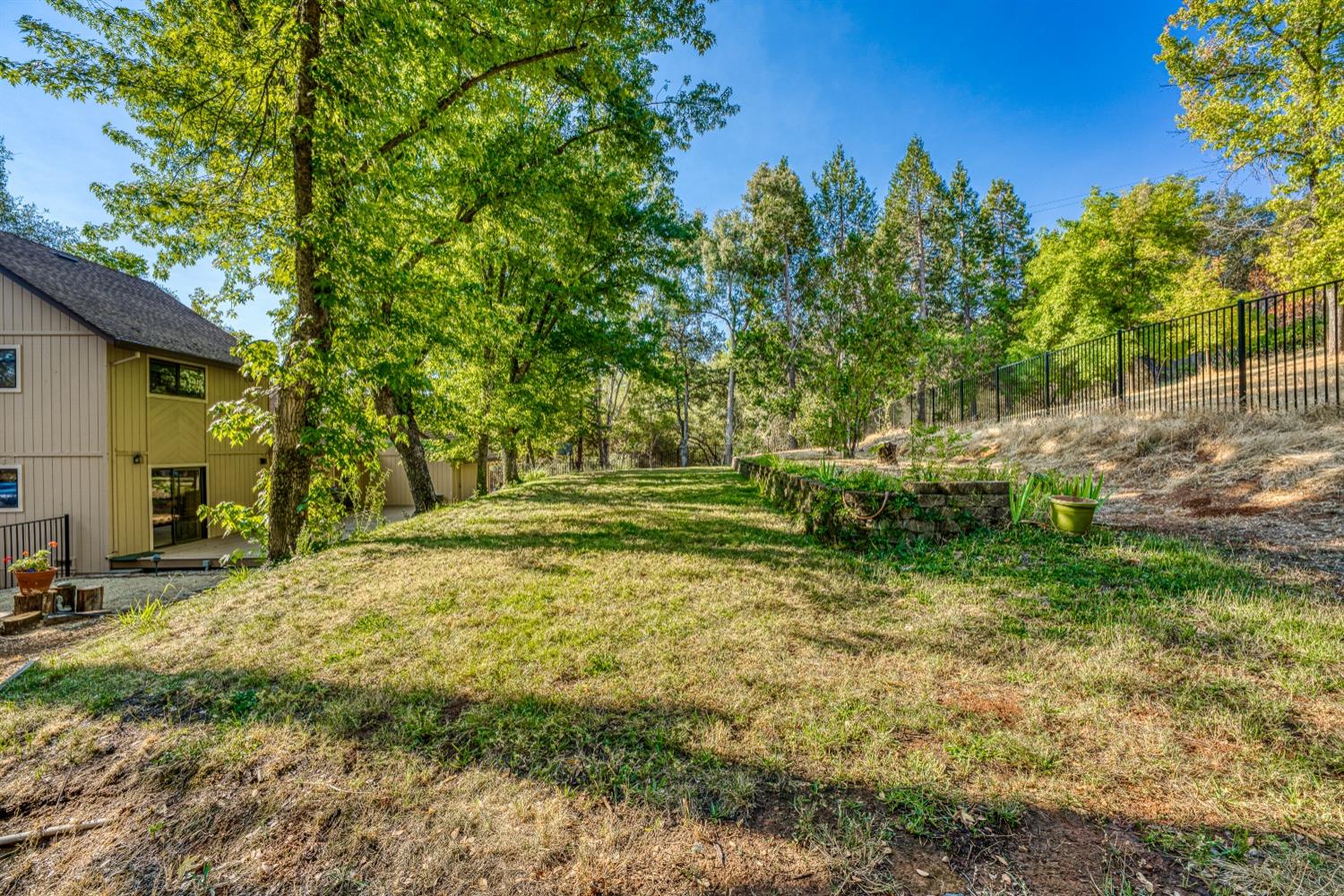 Detail Gallery Image 28 of 29 For 4041 Spectrum Way, Shingle Springs,  CA 95682 - 3 Beds | 2 Baths