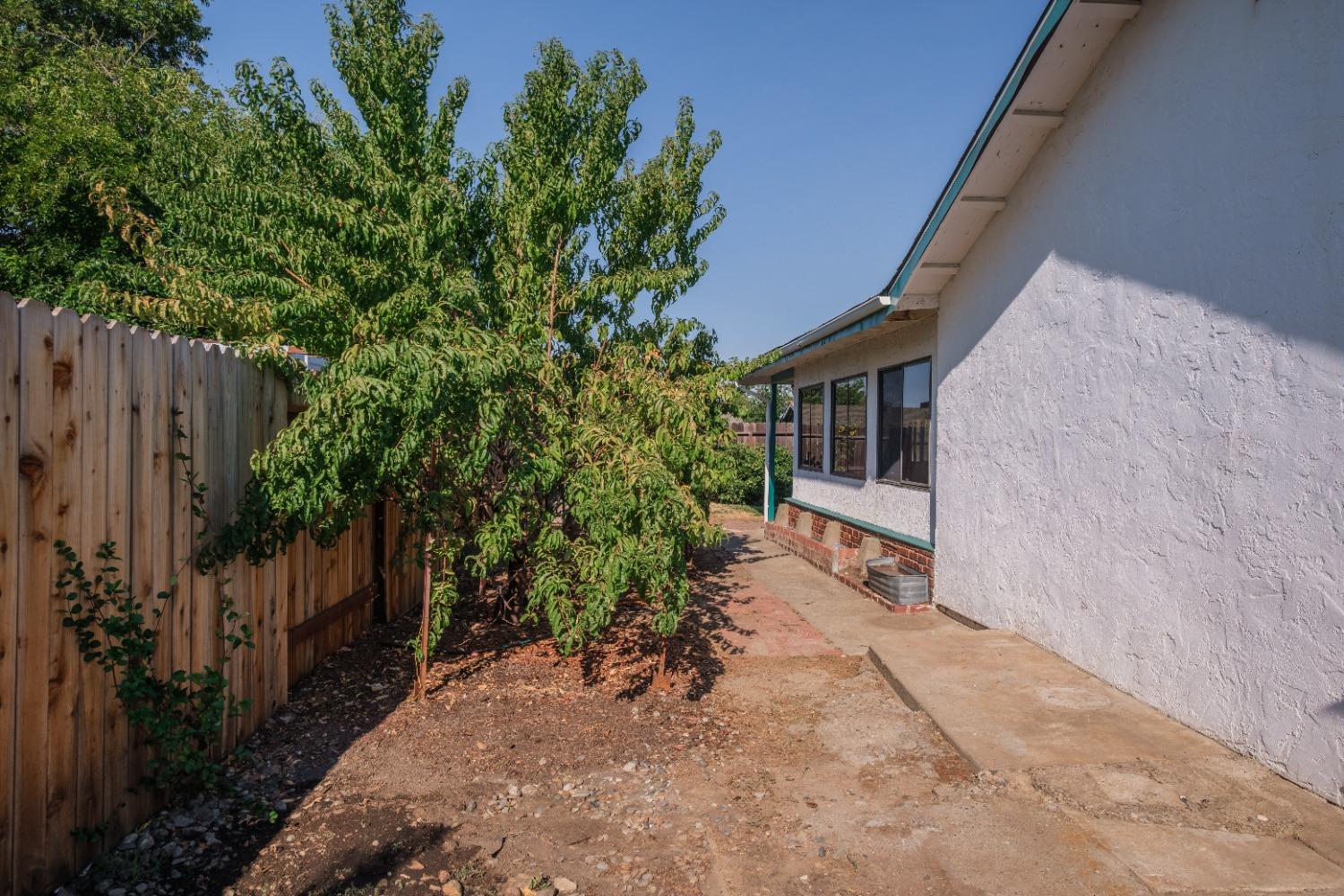 Detail Gallery Image 50 of 54 For 6107 Hillsdale Blvd, Sacramento,  CA 95842 - 3 Beds | 2 Baths