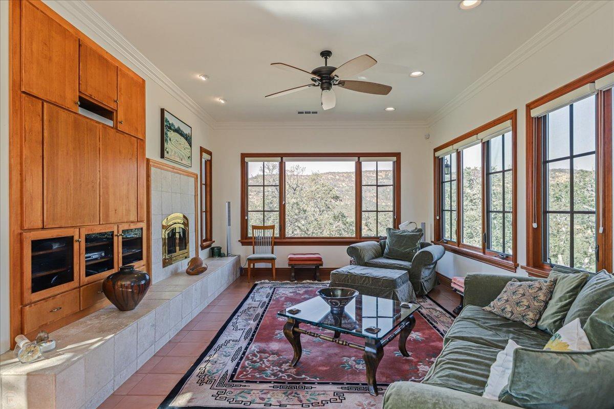 Detail Gallery Image 26 of 98 For 20 Mosswood Ct, Copperopolis,  CA 95228 - 3 Beds | 3/1 Baths