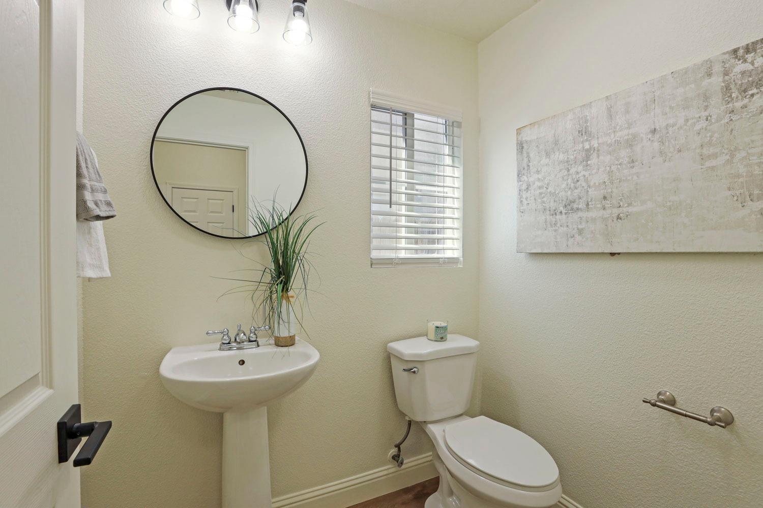 Detail Gallery Image 24 of 44 For 1986 Calaveras Ct, Tracy,  CA 95377 - 3 Beds | 2/1 Baths