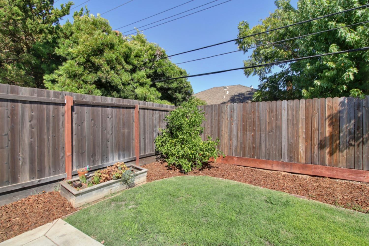 Detail Gallery Image 47 of 49 For 3709 Dubac Way, Sacramento,  CA 95864 - 3 Beds | 2 Baths