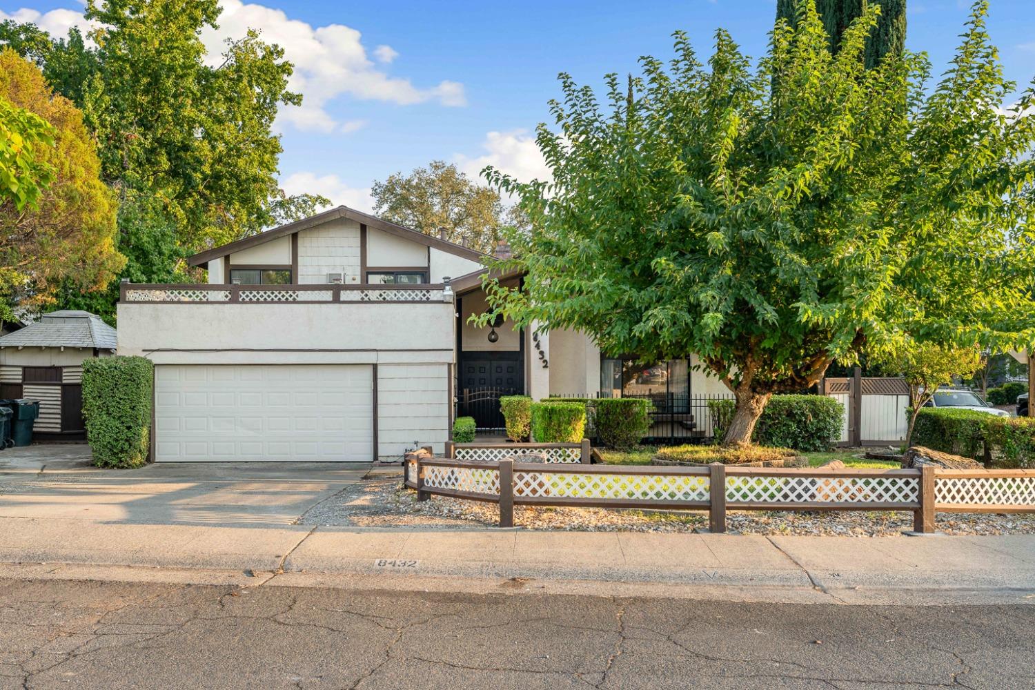 Detail Gallery Image 2 of 45 For 8432 Old Ranch Rd, Orangevale,  CA 95662 - 4 Beds | 3 Baths