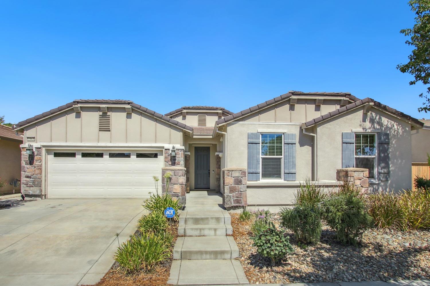 Detail Gallery Image 1 of 1 For 2363 Banks, Woodland,  CA 95776 - 4 Beds | 2/1 Baths