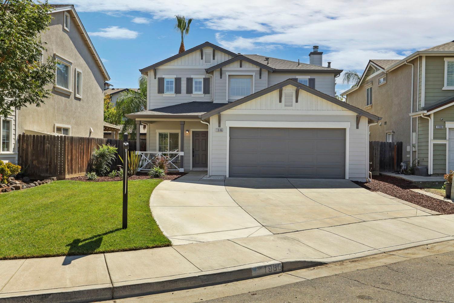 Detail Gallery Image 1 of 44 For 1986 Calaveras Ct, Tracy,  CA 95377 - 3 Beds | 2/1 Baths