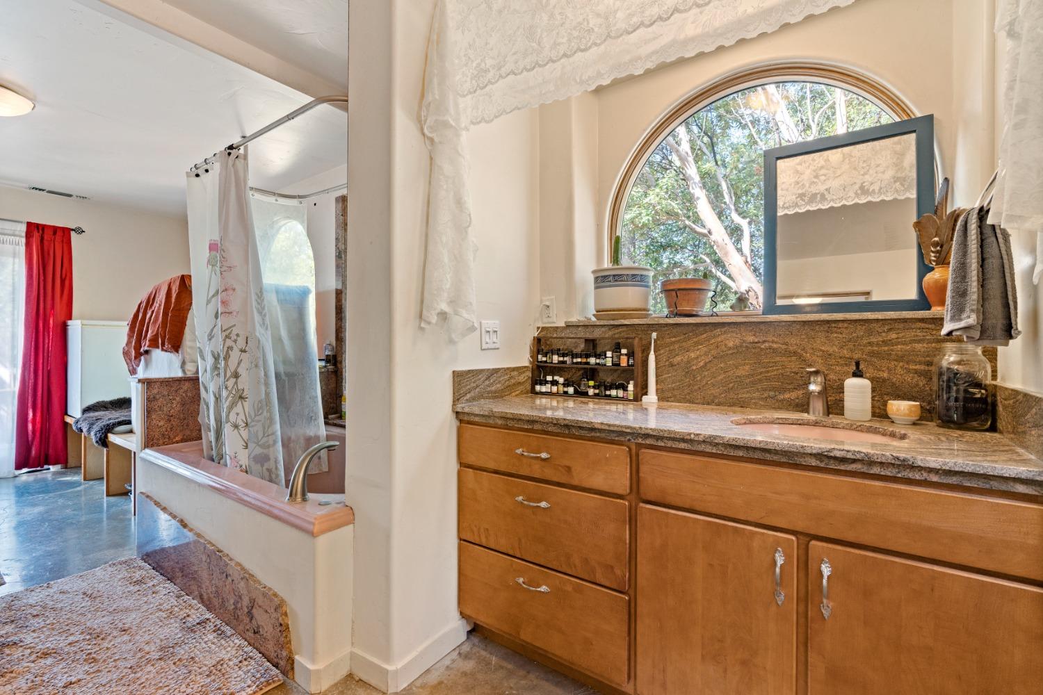 Detail Gallery Image 44 of 99 For 26630 Feather Ct, Nevada City,  CA 95959 - 5 Beds | 4/2 Baths