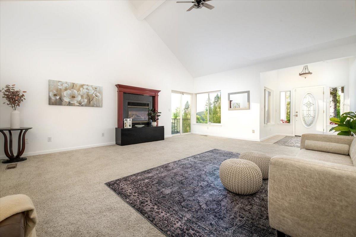 Detail Gallery Image 19 of 68 For 13478 Gold Country Dr, Penn Valley,  CA 95946 - 3 Beds | 3/1 Baths