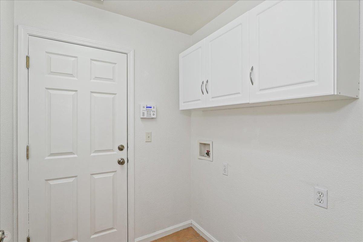 Detail Gallery Image 27 of 37 For 2726 Lonnie Beck Way, Stockton,  CA 95209 - 3 Beds | 2 Baths