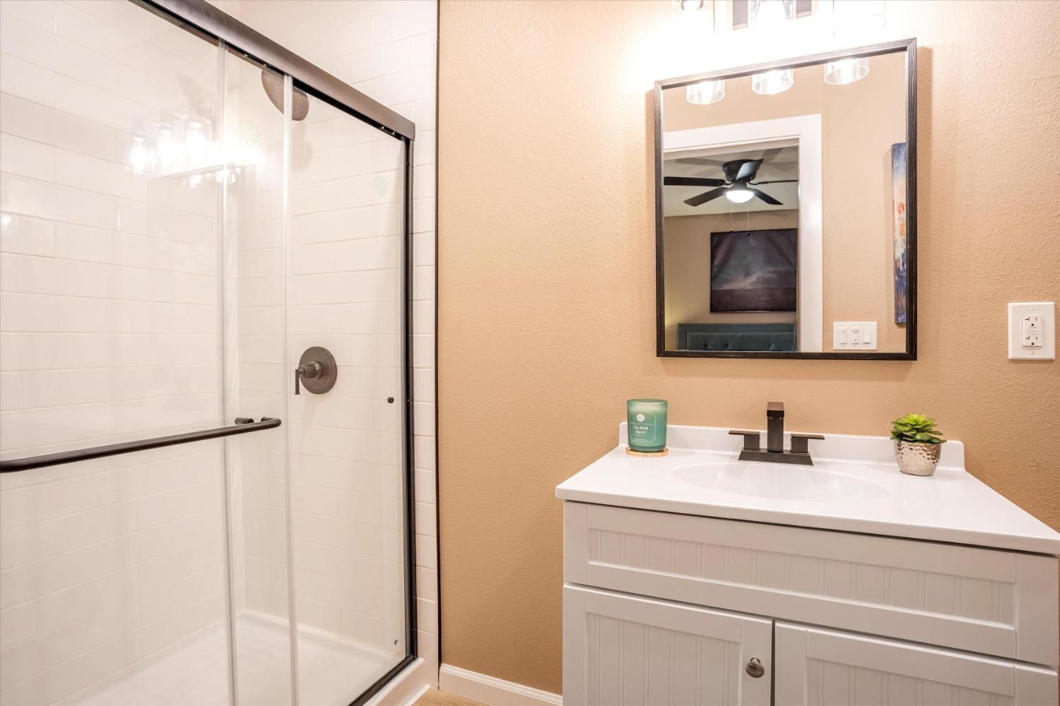 Detail Gallery Image 25 of 33 For 1016 Fremont, Sacramento,  CA 95818 - 3 Beds | 2 Baths