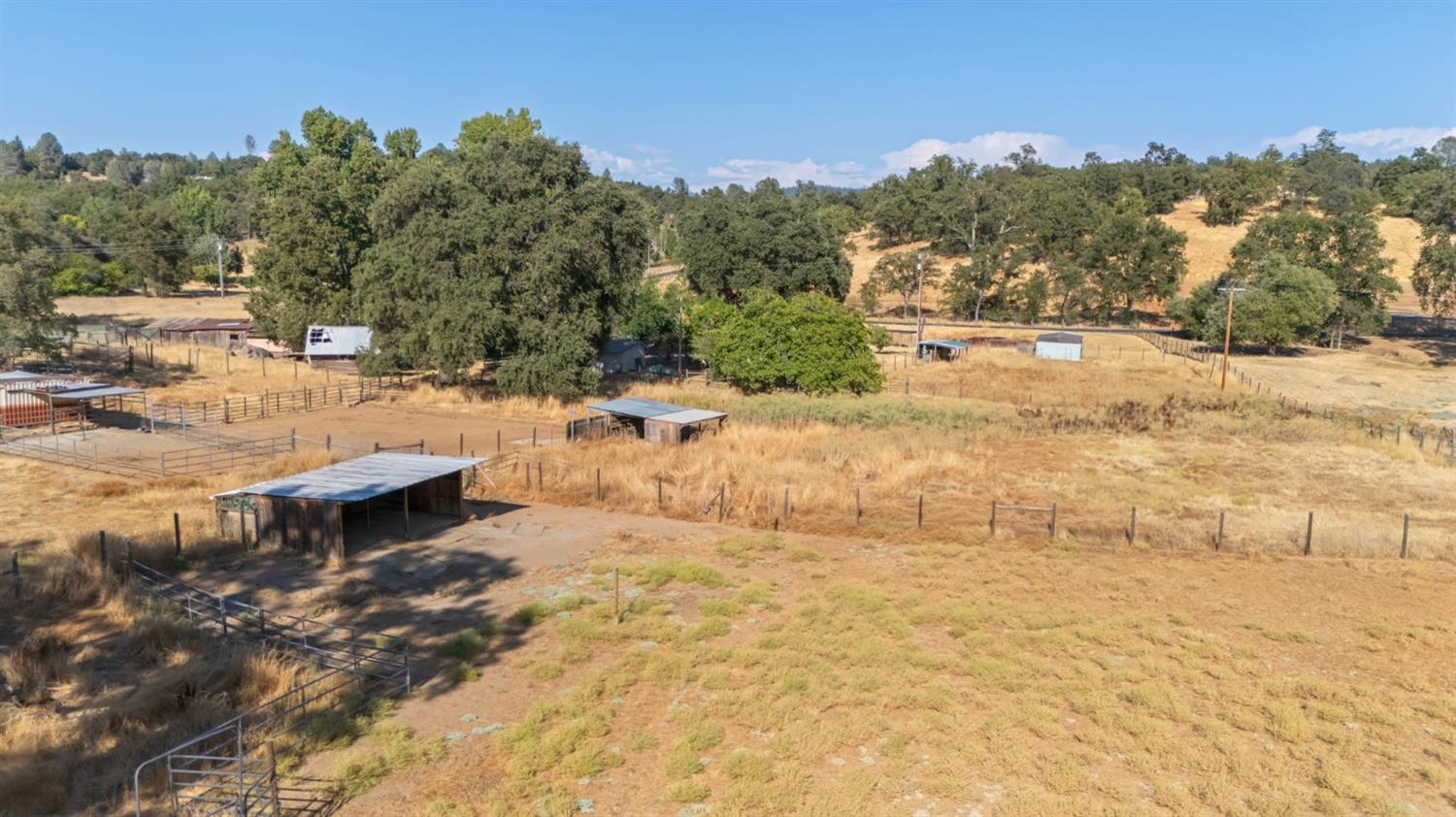 Detail Gallery Image 24 of 39 For 17790 Yosemite Rd, Sonora,  CA 95370 - 2 Beds | 2 Baths