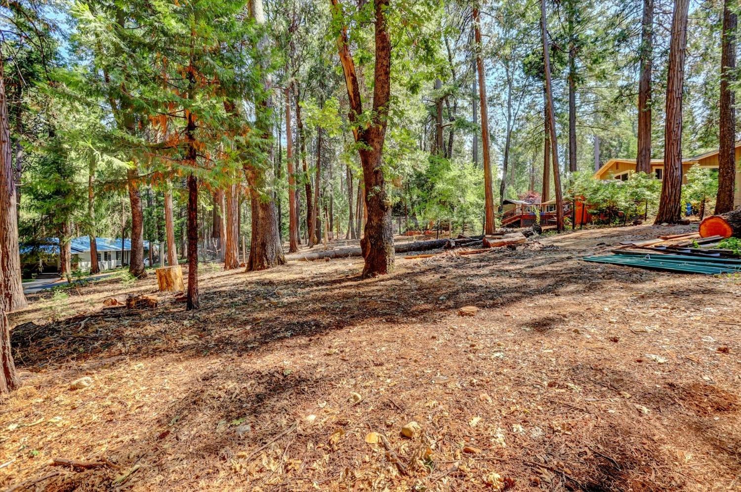 Detail Gallery Image 60 of 80 For 12998 Quaker Hill Cross Rd, Nevada City,  CA 95959 - 3 Beds | 2 Baths