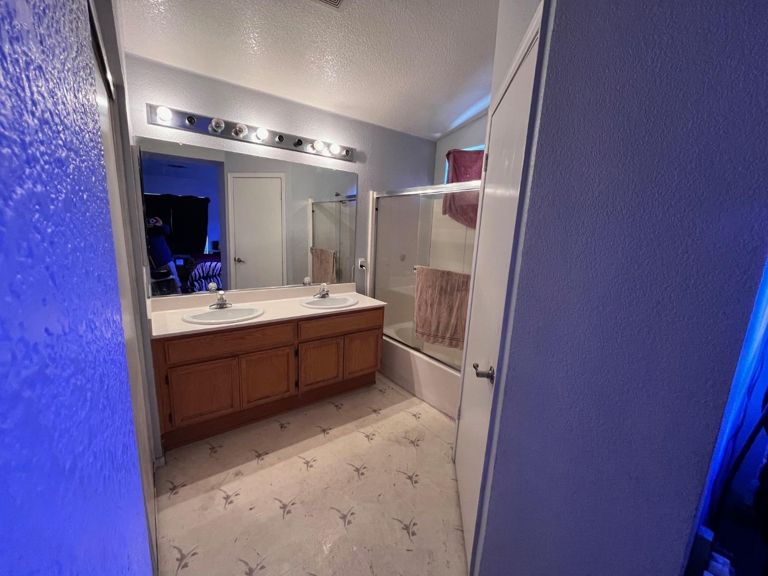 Detail Gallery Image 11 of 21 For 3217 Jeanette Ct, Tracy,  CA 95376 - 3 Beds | 2 Baths