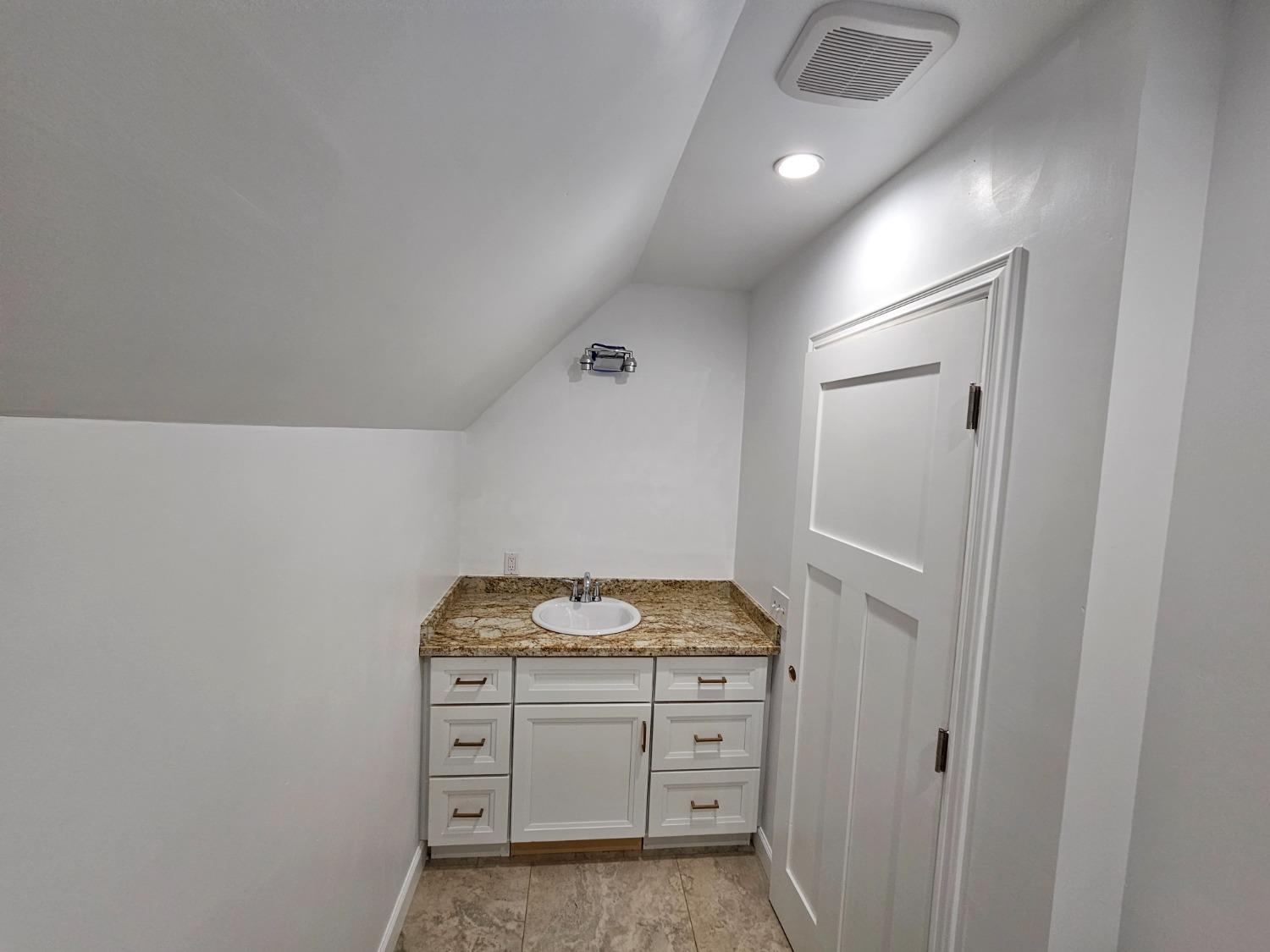 Detail Gallery Image 25 of 45 For 13792 Rockway Pl, Nevada City,  CA 95959 - 3 Beds | 3/1 Baths