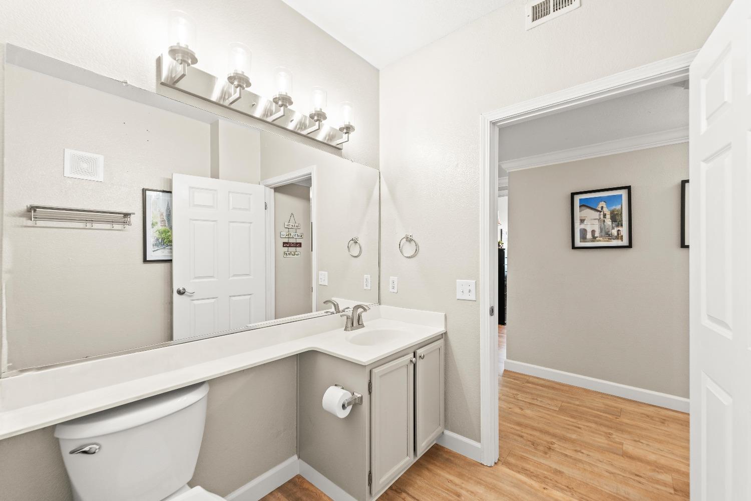 Detail Gallery Image 24 of 37 For 2402 Zephyr Cv #2085,  Rocklin,  CA 95677 - 3 Beds | 2 Baths