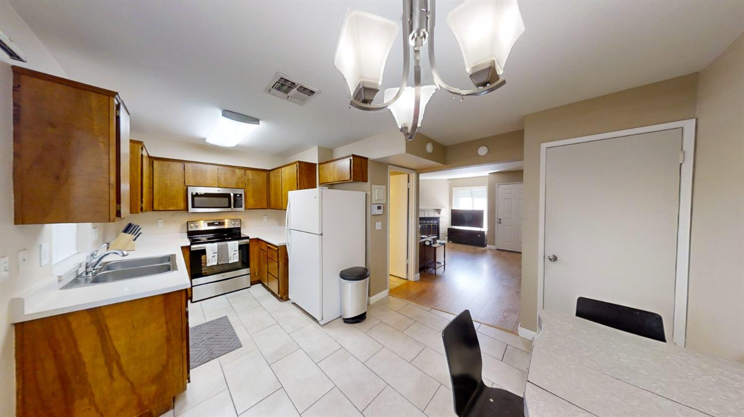 Detail Gallery Image 16 of 50 For 5900 Grant Ave #103,  Carmichael,  CA 95608 - 2 Beds | 1/1 Baths