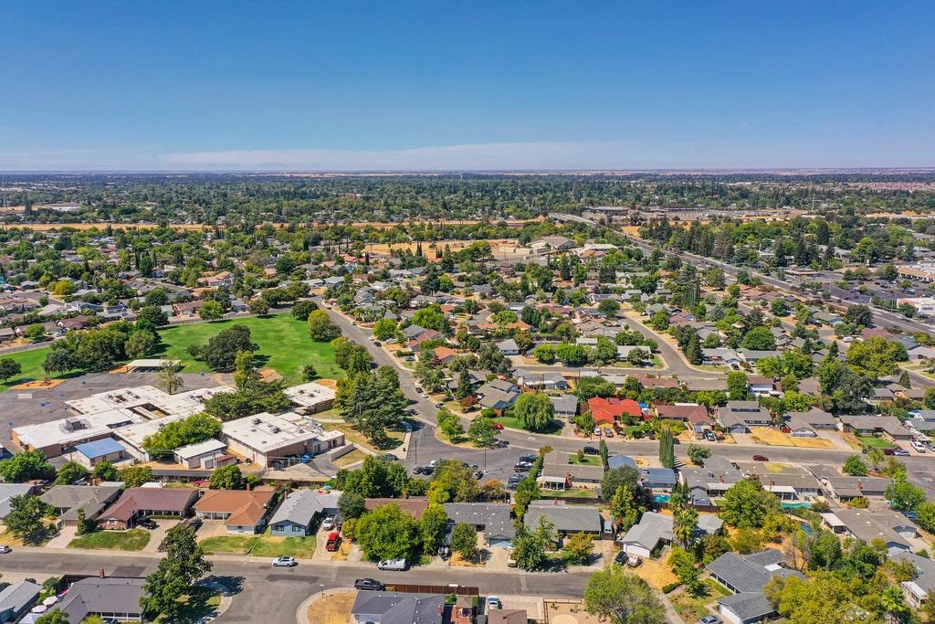 Detail Gallery Image 14 of 18 For 6445 Everest Way, Sacramento,  CA 95842 - 3 Beds | 2 Baths