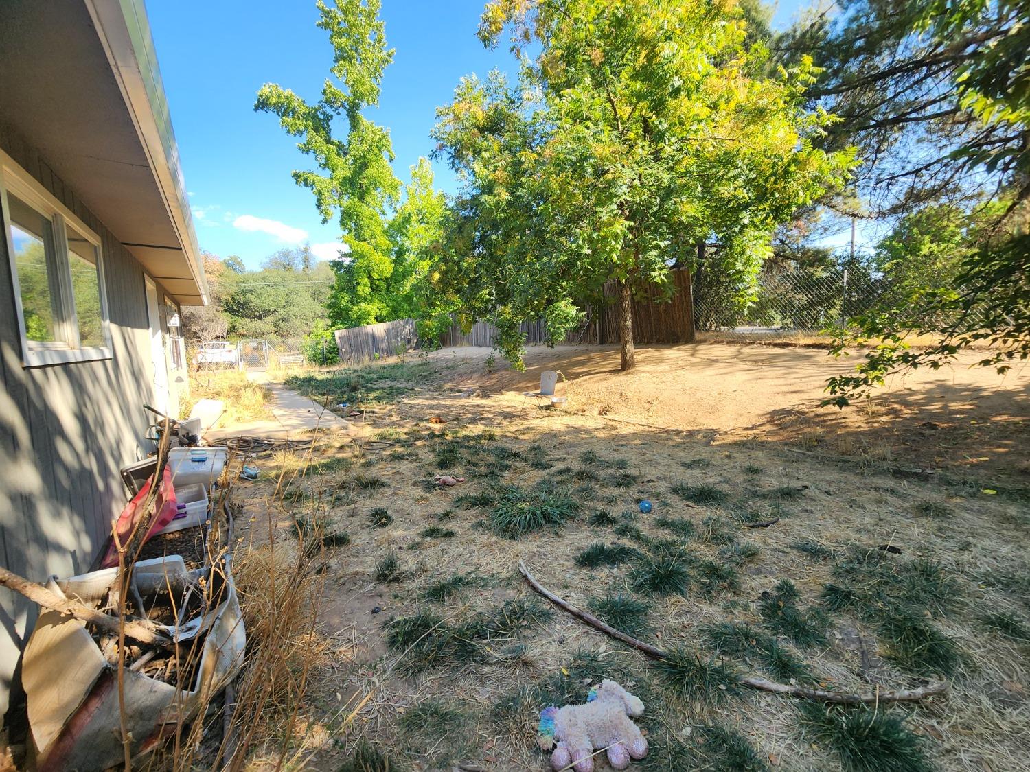 Detail Gallery Image 6 of 7 For 3550 El Dorado Rd, Placerville,  CA 95667 - 4 Beds | 2 Baths