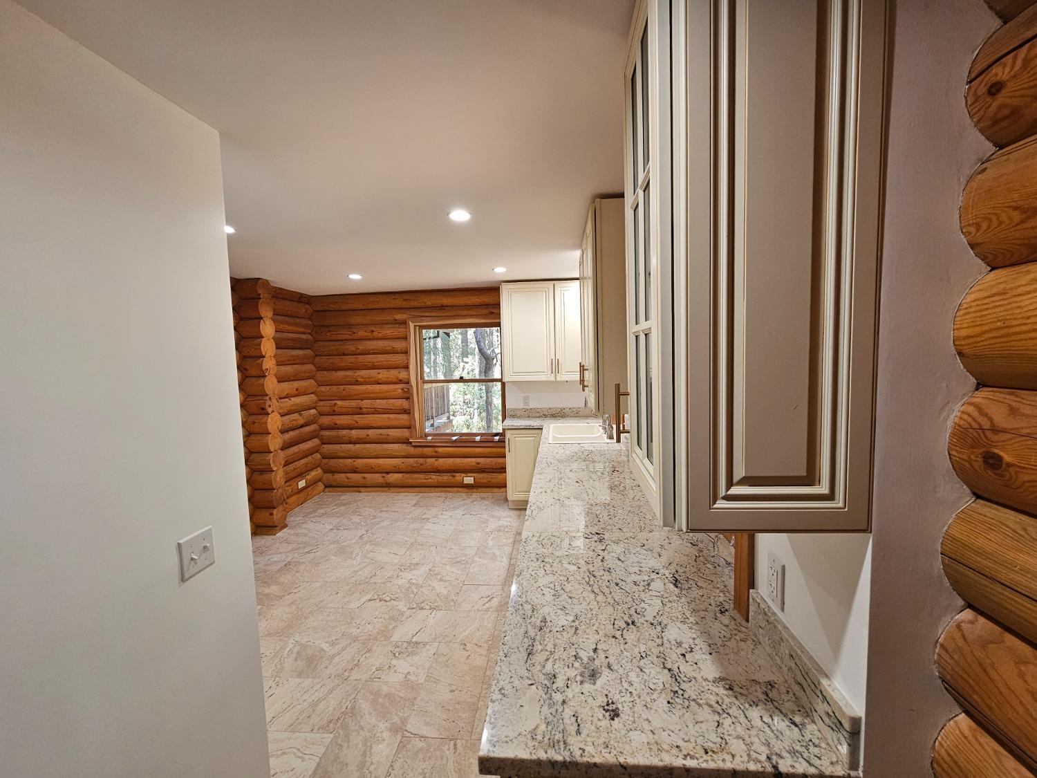 Detail Gallery Image 15 of 45 For 13792 Rockway Pl, Nevada City,  CA 95959 - 3 Beds | 3/1 Baths