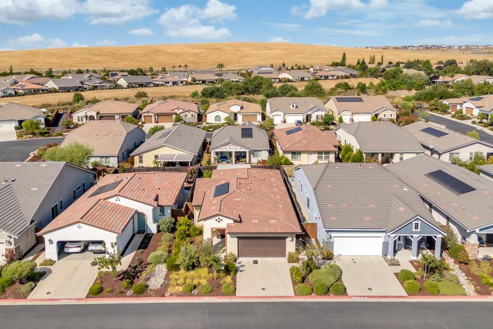 Detail Gallery Image 34 of 40 For 2016 Begonia Ln, El Dorado Hills,  CA 95762 - 2 Beds | 2 Baths