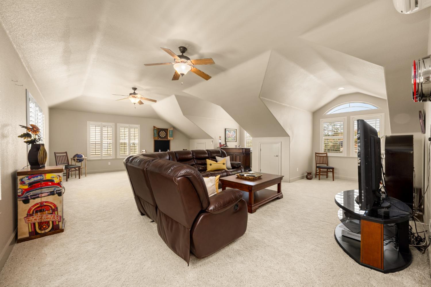 Detail Gallery Image 44 of 81 For 4410 Fremonts Loop, Rescue,  CA 95672 - 4 Beds | 3/1 Baths