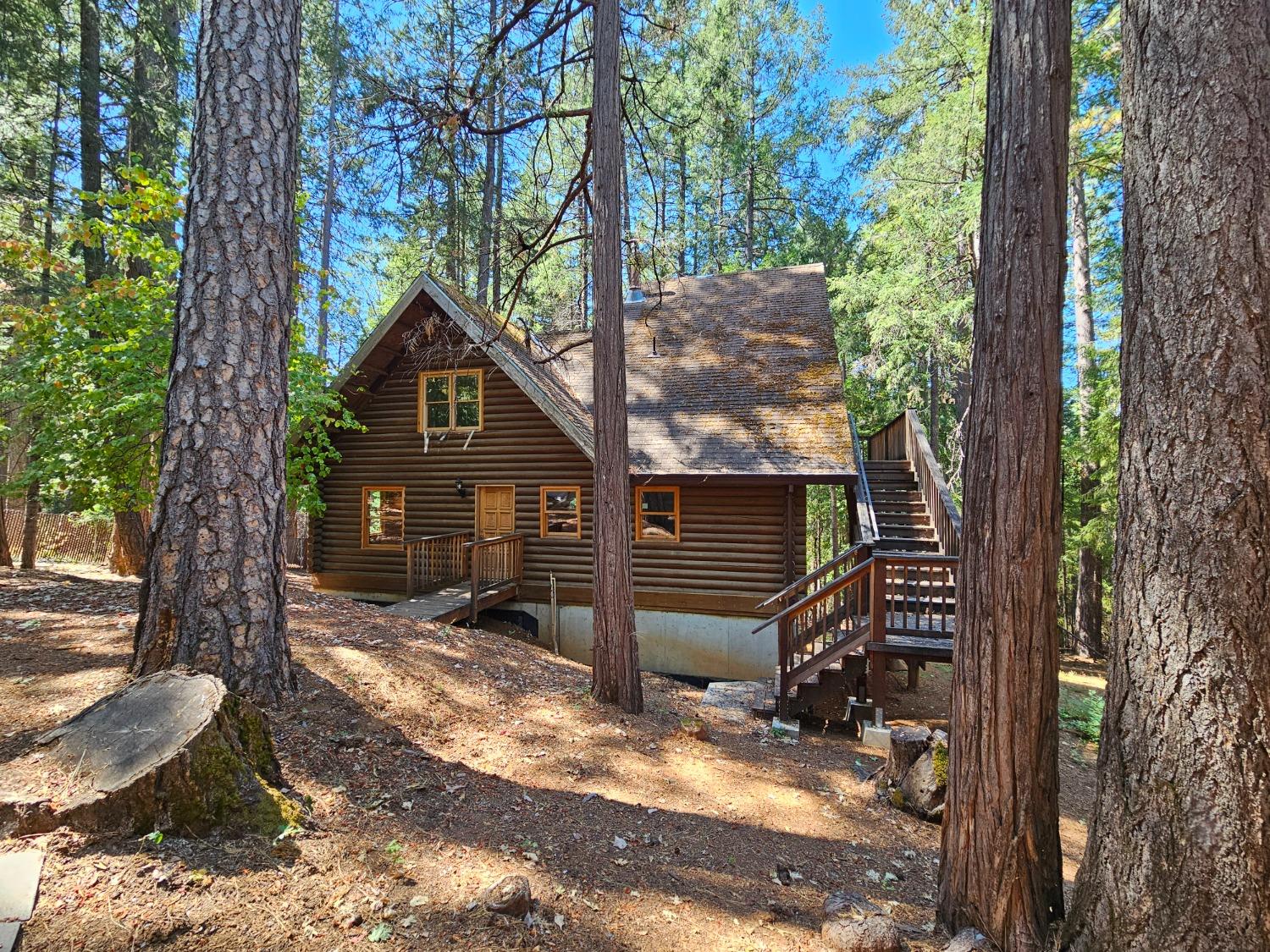 Detail Gallery Image 1 of 45 For 13792 Rockway Pl, Nevada City,  CA 95959 - 3 Beds | 3/1 Baths