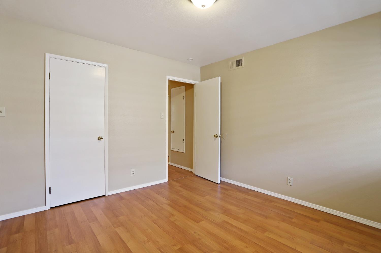 Detail Gallery Image 18 of 33 For 5310 N El Dorado St #14,  Stockton,  CA 95207 - 3 Beds | 2 Baths