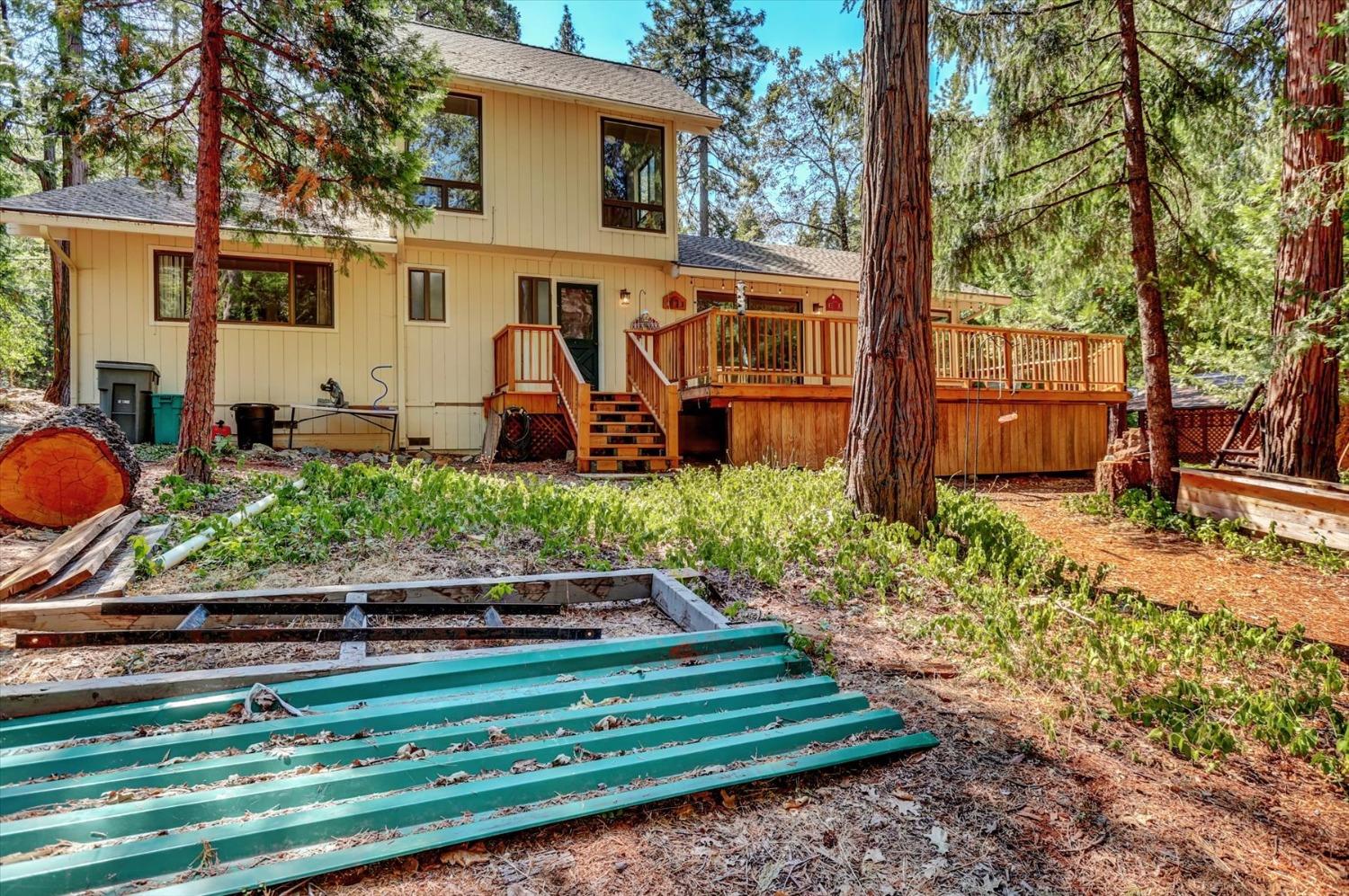 Detail Gallery Image 57 of 80 For 12998 Quaker Hill Cross Rd, Nevada City,  CA 95959 - 3 Beds | 2 Baths