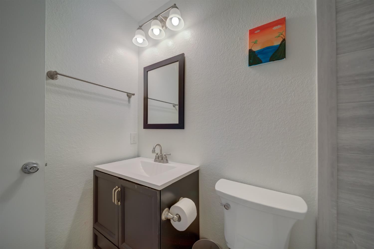 Detail Gallery Image 30 of 64 For 117 Cheryl Ct, Folsom,  CA 95630 - 4 Beds | 2/1 Baths