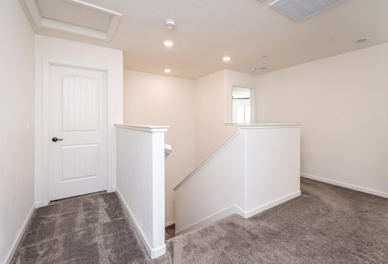 Detail Gallery Image 31 of 60 For 1466 Avila Ln, Lincoln,  CA 95648 - 4 Beds | 2/1 Baths