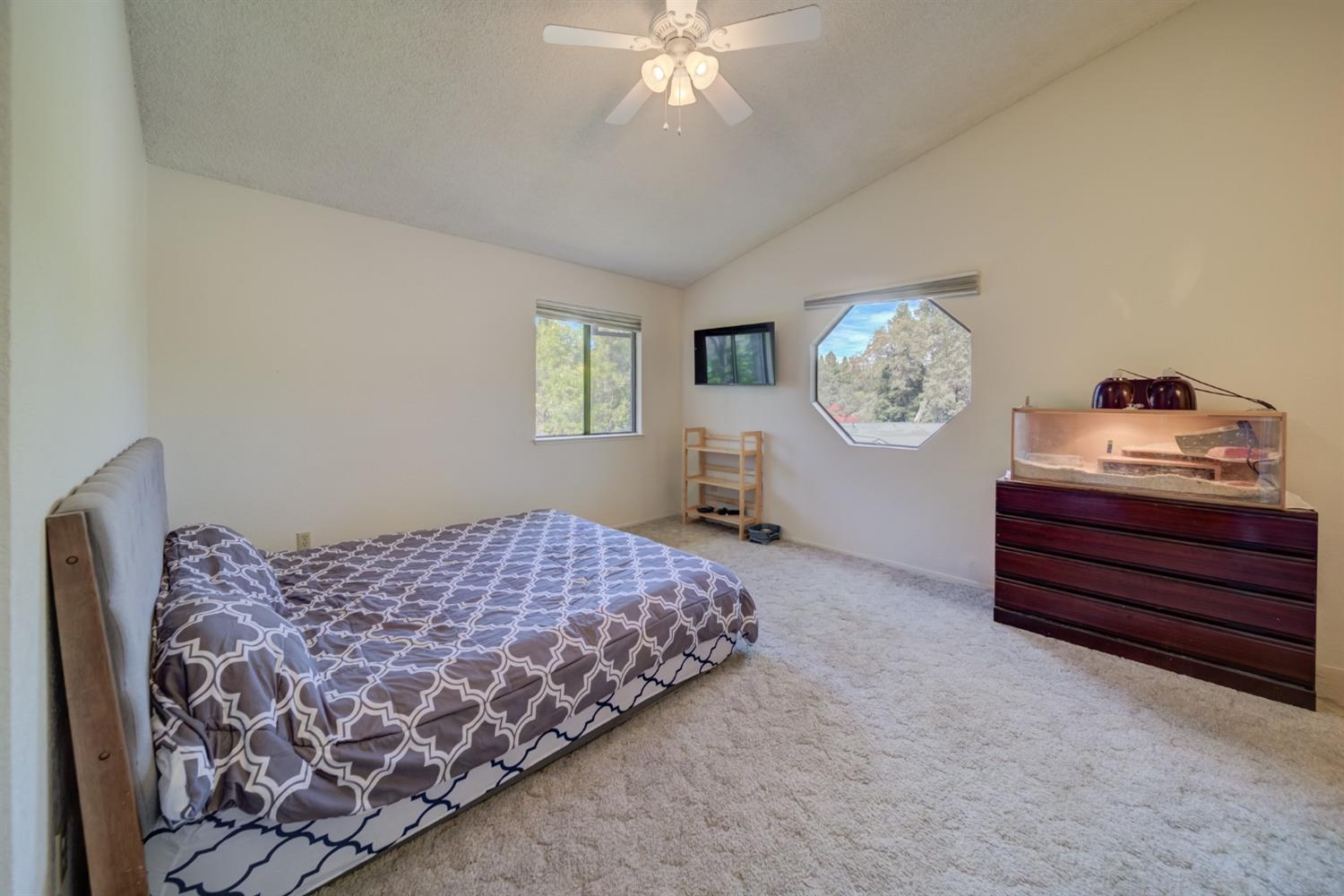 Detail Gallery Image 33 of 64 For 117 Cheryl Ct, Folsom,  CA 95630 - 4 Beds | 2/1 Baths