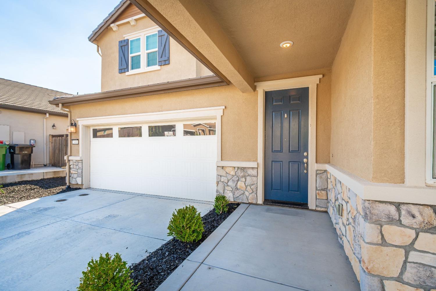 Detail Gallery Image 3 of 60 For 1466 Avila Ln, Lincoln,  CA 95648 - 4 Beds | 2/1 Baths